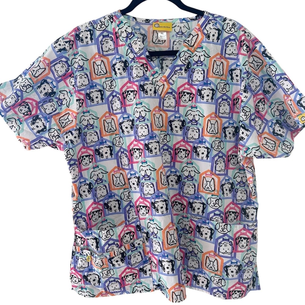 WonderWink Scrub Top Womens XL White Multi Dog Print V-Neck Cotton Pockets